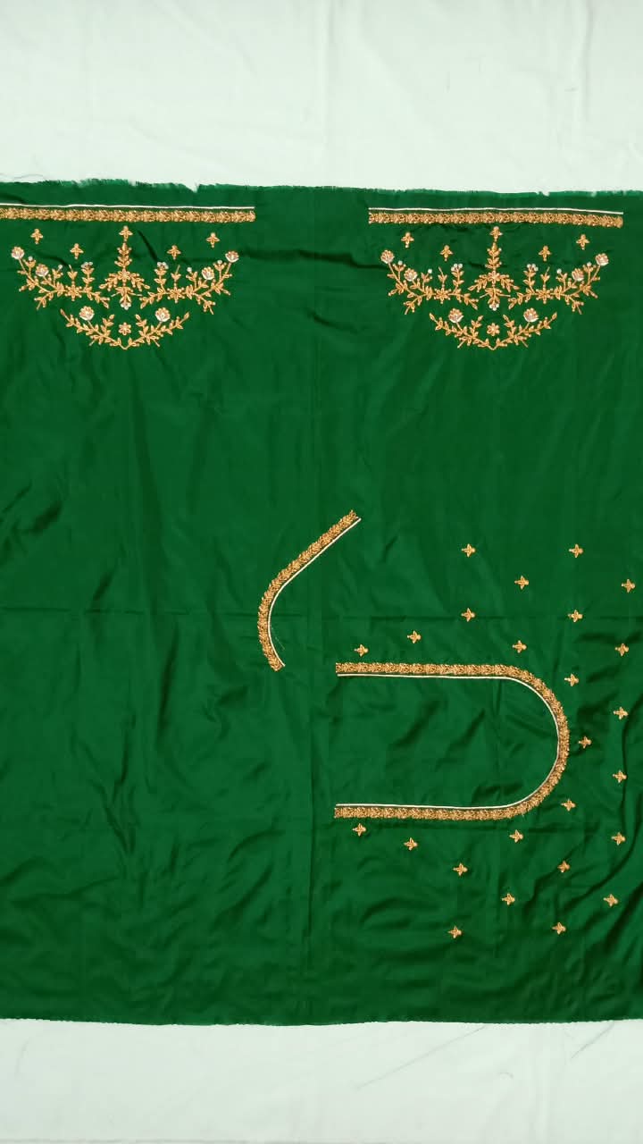 ROUND NECk BLOUSE DESIGN 1