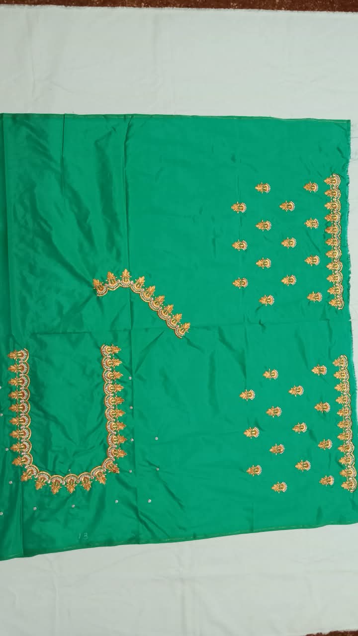 CUT WORK BLOUSE 3